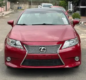 Lexus ES 2013 Red