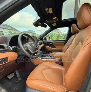 Toyota Highlander 2022 Blue