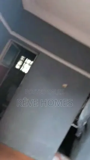 Furnished 3bdrm Apartment in Ebute Metta for rent