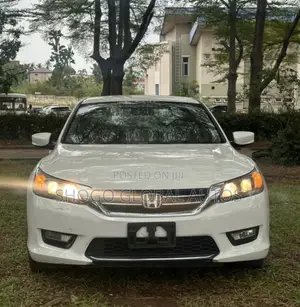 Honda Accord EX 4dr Sedan FWD (2.4L 4cyl 2A) 2013 White