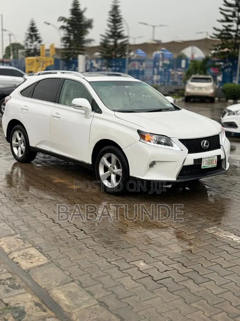 Lexus LX 2015 White