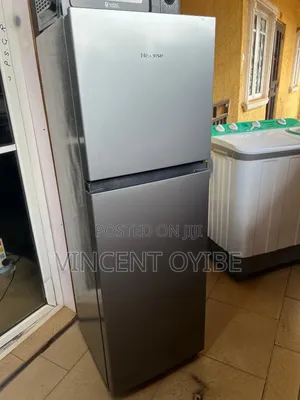 Hisense Double Door Refrigerator 154l