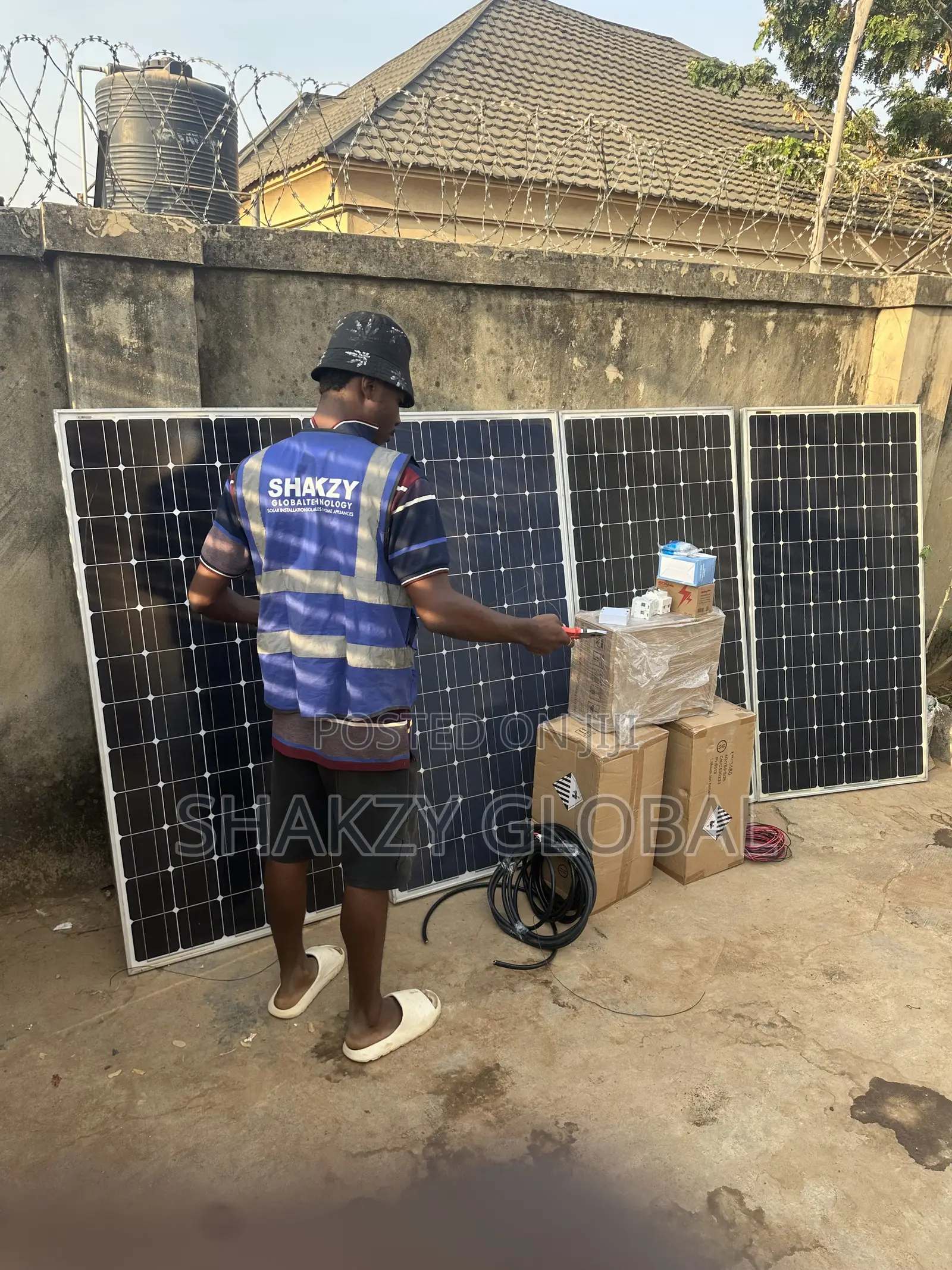 Chat Sales Support and Solar Installer