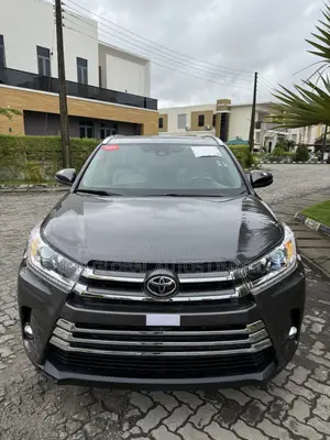 Toyota Highlander Limited Platinum 2019 Gray