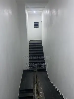 2bdrm Apartment in Greenville Estate, Obio-Akpor for rent