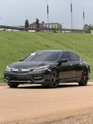 Honda Accord Touring V6 4dr Sedan FWD (3.5L 6cyl 6A) 2017 Brown