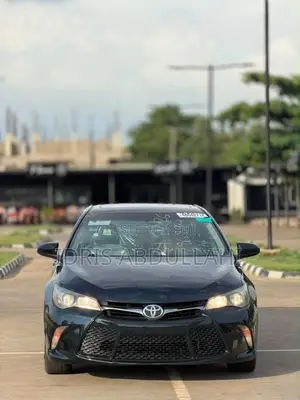 Toyota Camry LE 4dr Sedan (2.5L 4cyl 6A) 2017 Blue