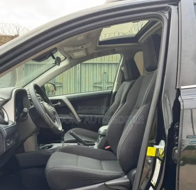 Toyota RAV4 2018 Black