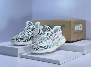 Yeezy Boost 350 V2 Zebra
