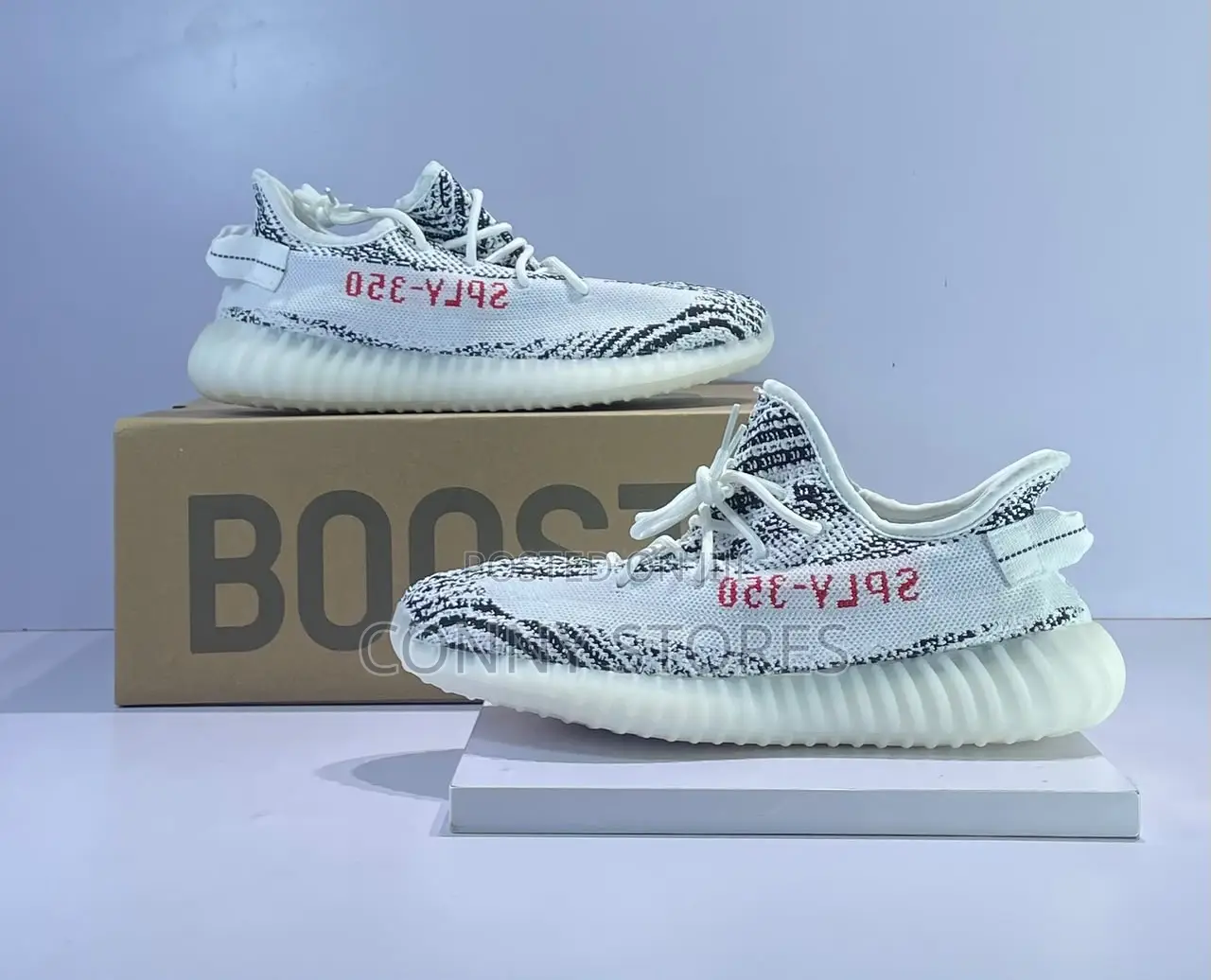 Yeezy Boost 350 V2 Zebra
