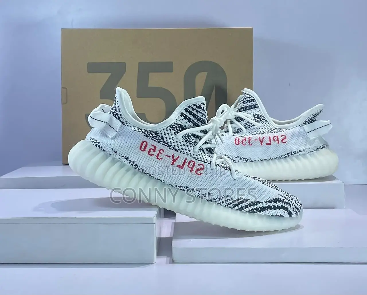 Yeezy Boost 350 V2 Zebra