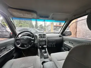 Nissan Frontier 2006 Black
