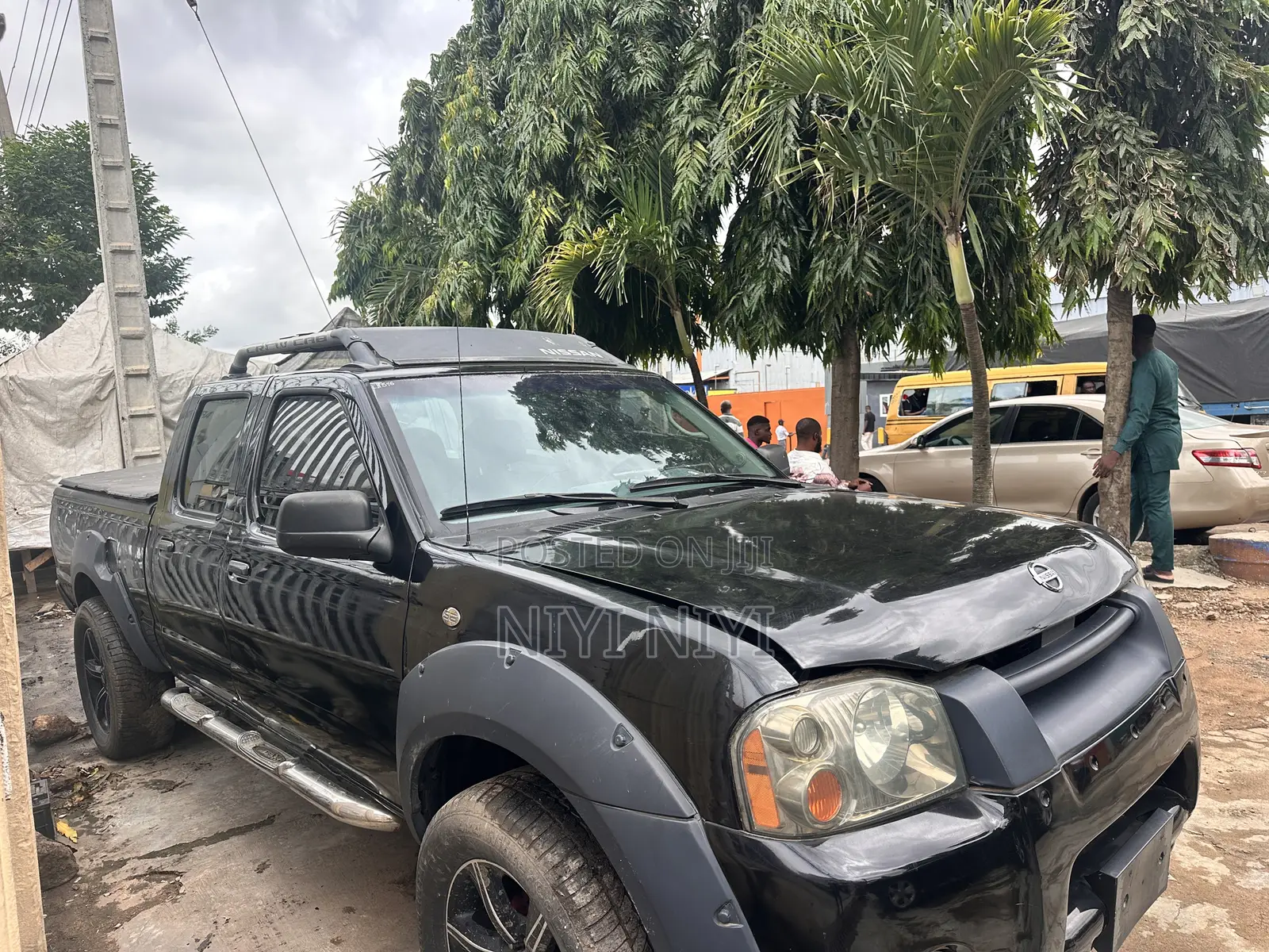 Nissan Frontier 2006 Black