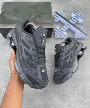 Nike Shox Black Sneakers