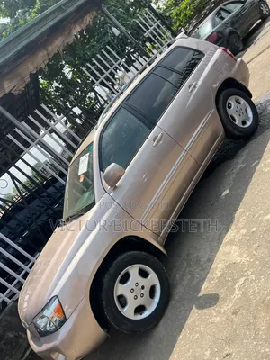 Toyota Highlander Limited V6 FWD 2004 Gold