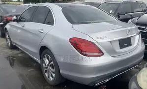 Mercedes-Benz C300 Base 4Matic Sedan AWD (2.0L 4cyl 7A) 2016 Silver
