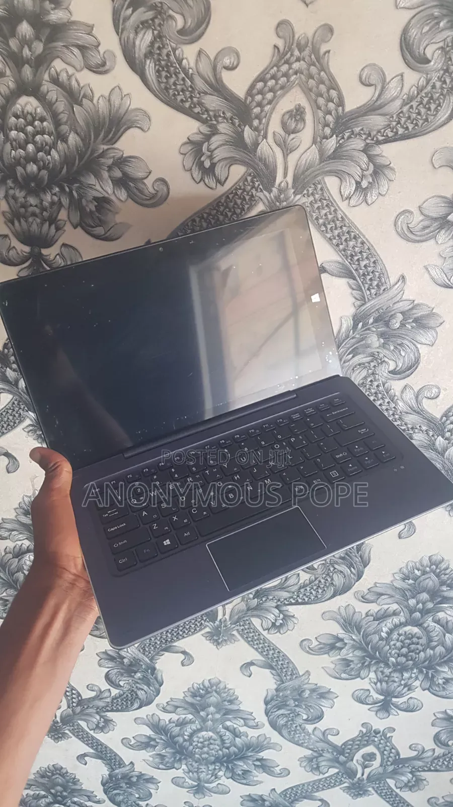 Laptop 2GB Intel Atom SSD 32GB