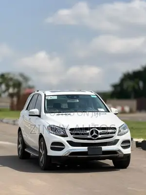 Mercedes-Benz GLE-Class 2017 White