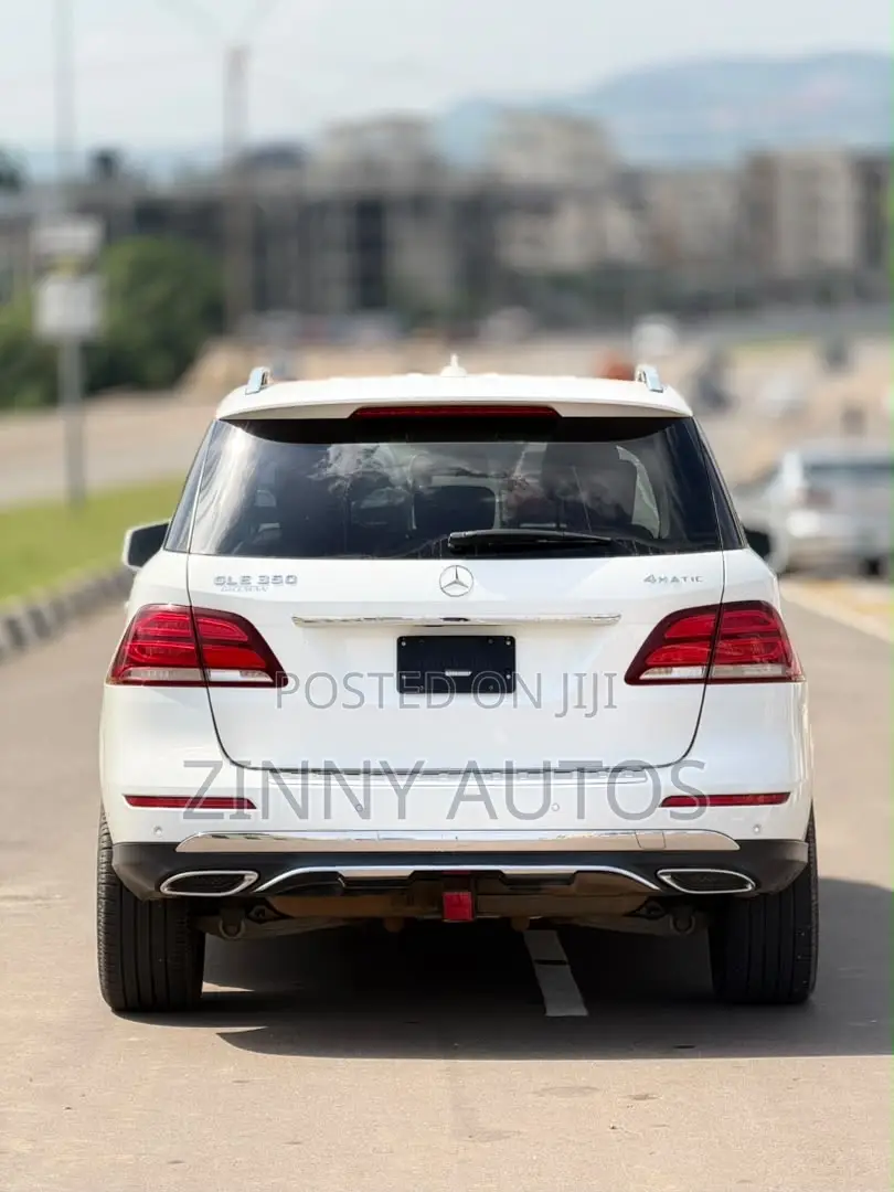 Mercedes-Benz GLE-Class 2017 White