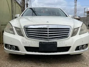 Mercedes-Benz E350 2011 White