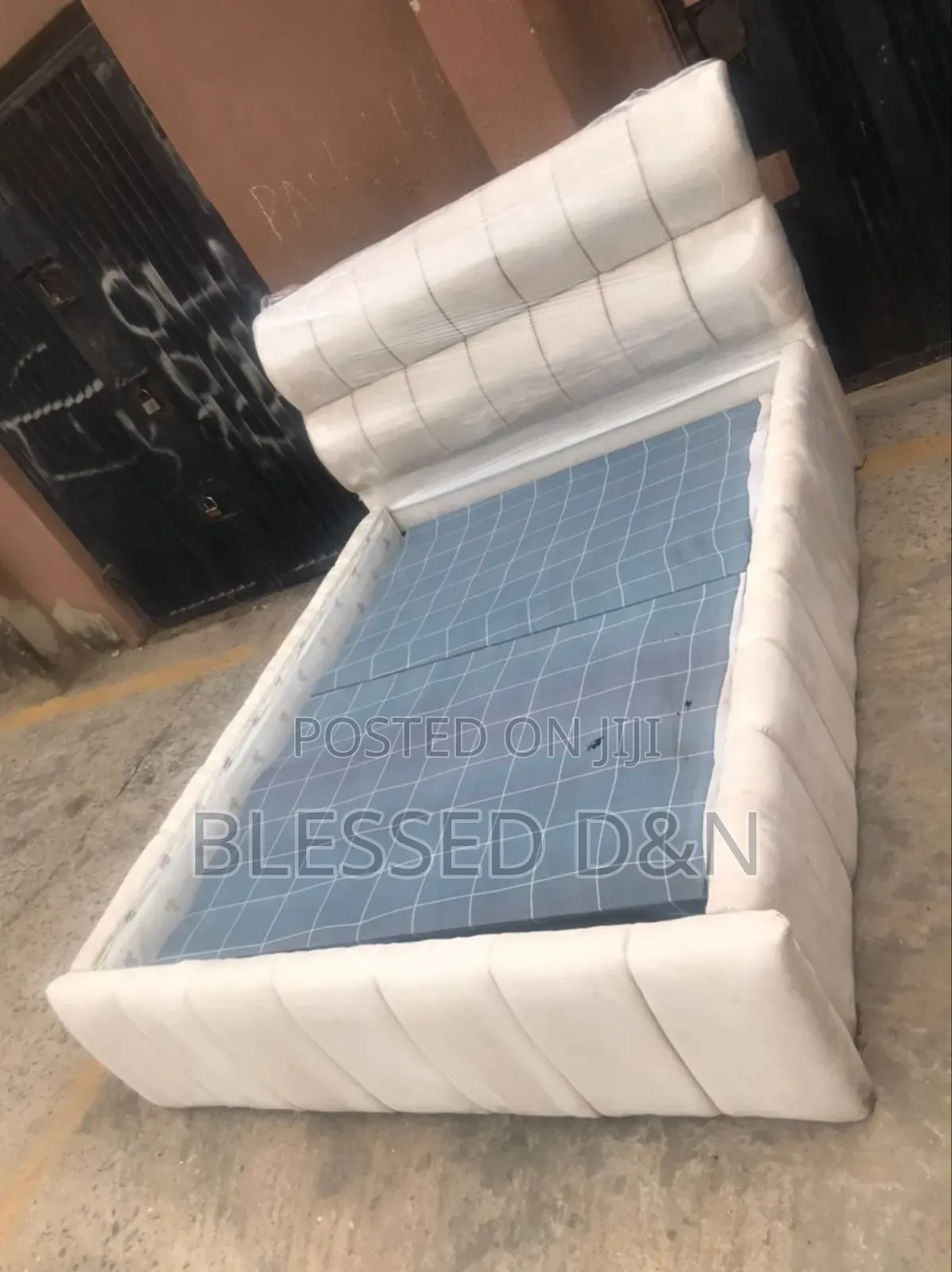 Luxury Bubble Bed Frame