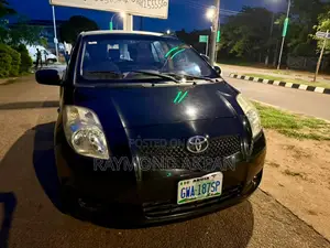 Toyota Yaris 2010 Black