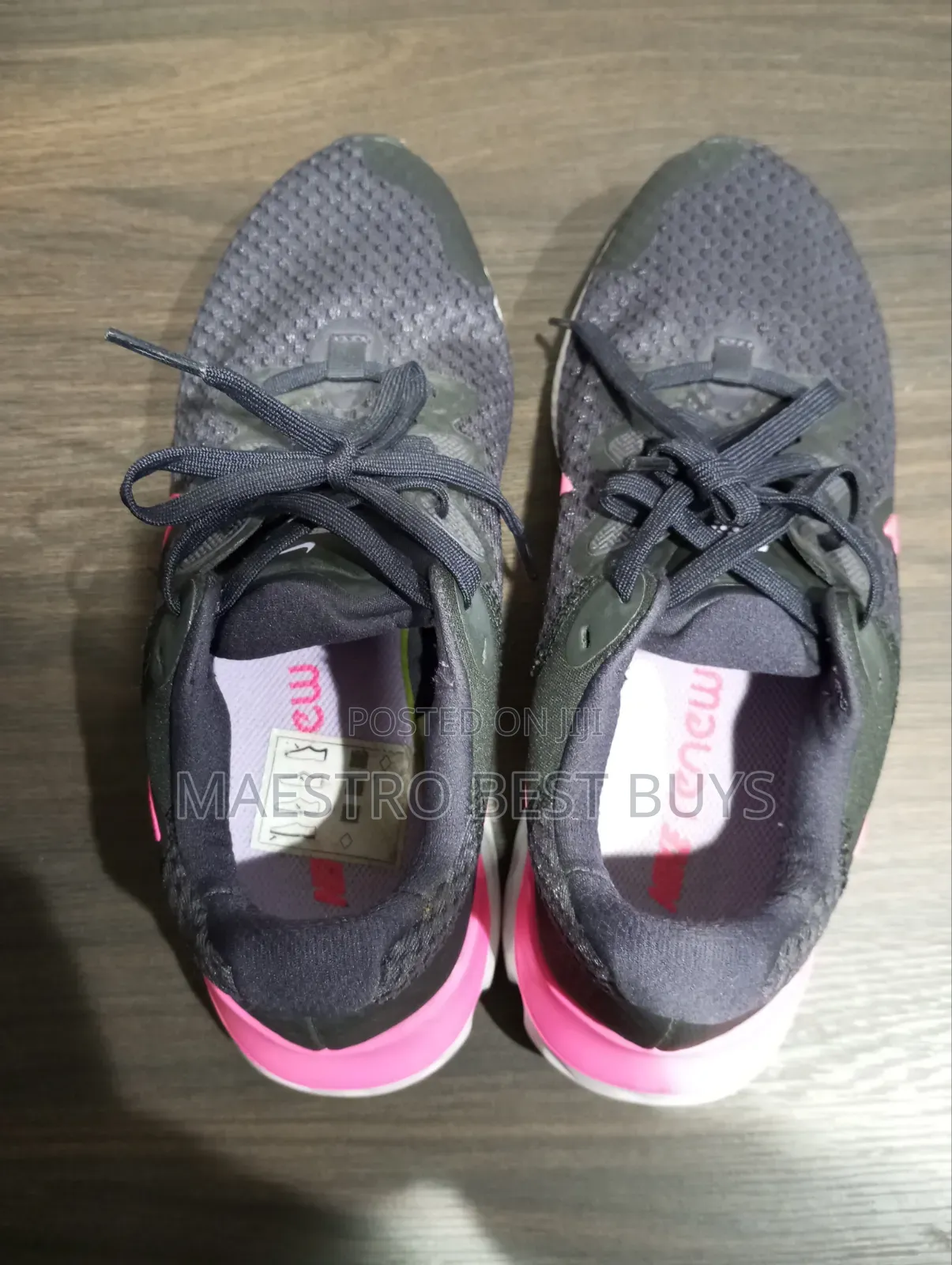 Nike Renew Sneakers