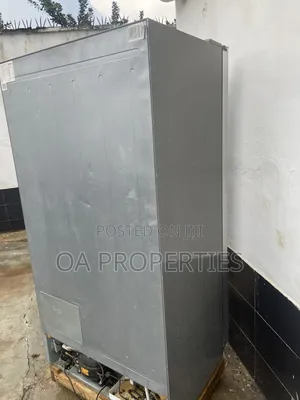 Hisense730l Side X Side Refrigerator(Fridge Freezer)For Sale In Ibadan