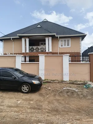 3bdrm Block of Flats in Akala Estates, Akobo for rent