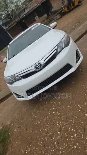 Toyota Camry 2013 White