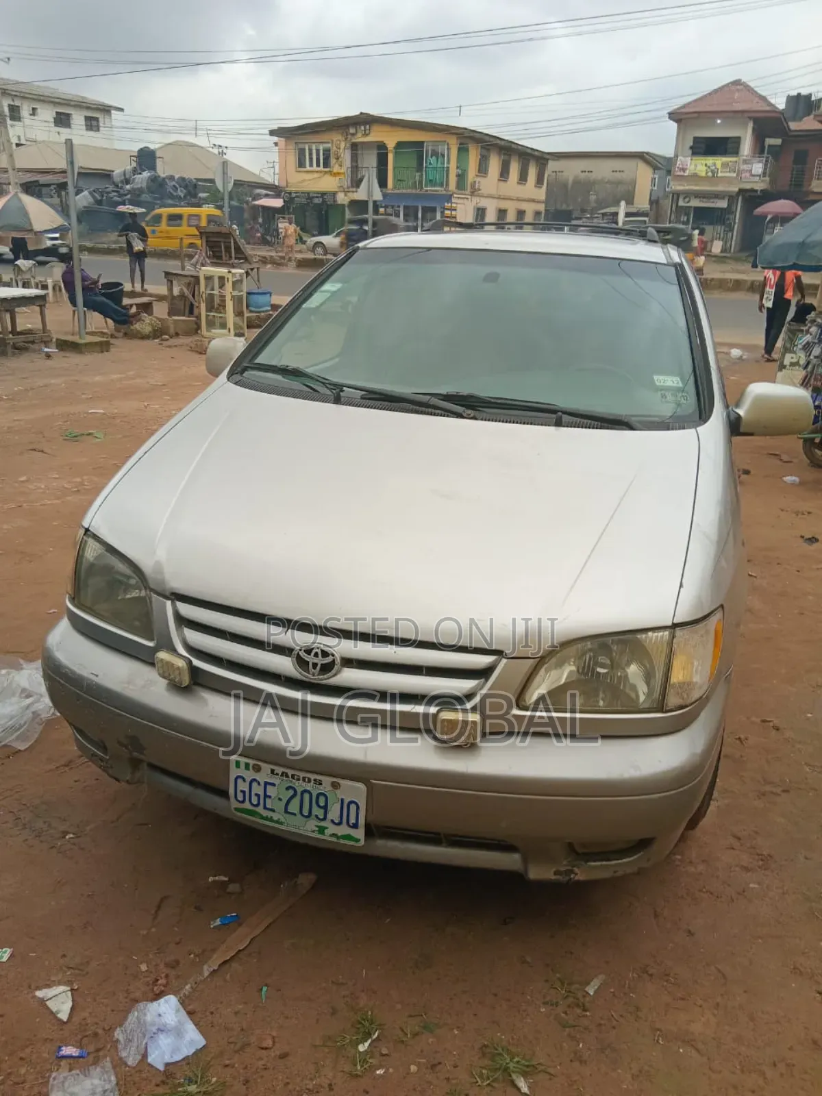 Toyota Sienna 2002 Gray