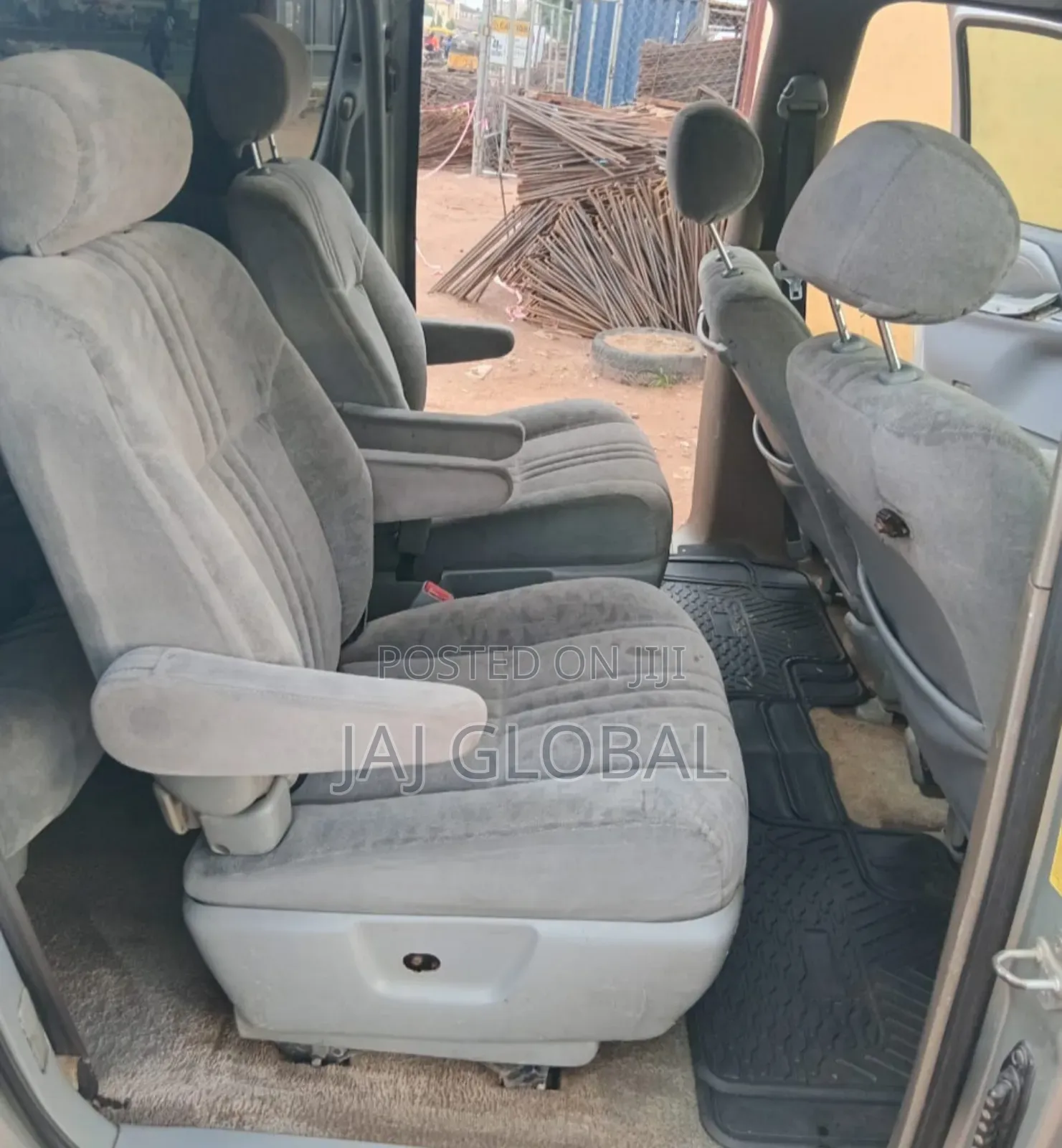 Toyota Sienna 2002 Gray