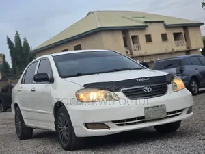 Toyota Corolla 2006 White