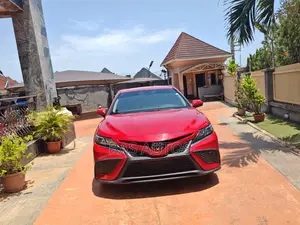 Toyota Camry 2022 Red