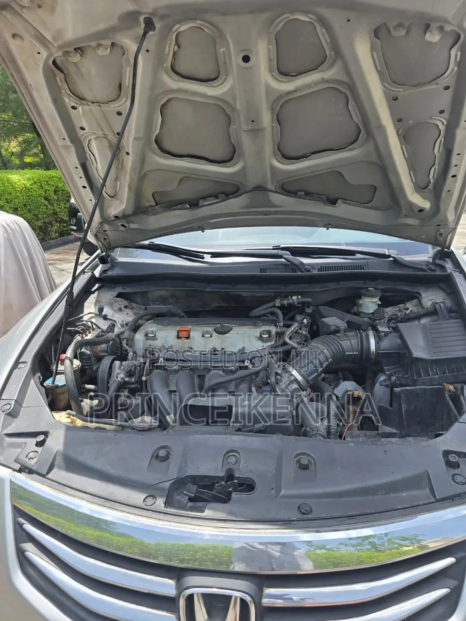 Honda Accord 2012 Silver
