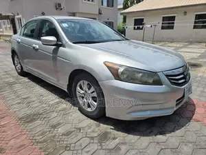 Honda Accord 2012 Silver