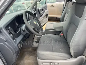 Honda Ridgeline 2010 Silver