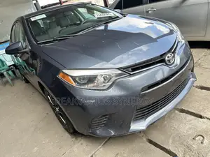 Toyota Corolla LE Premium 4dr Sedan (1.8L 4cyl CVT) 2015 Gray