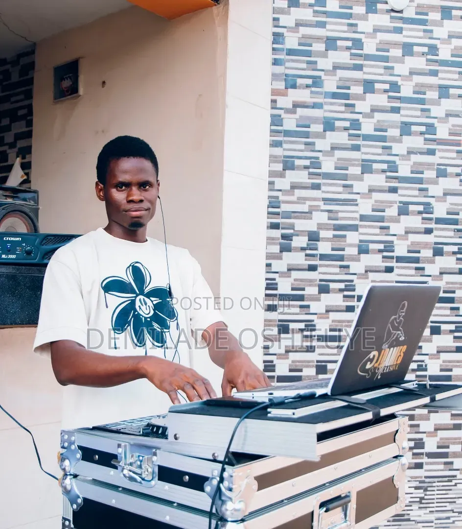 Dj Service