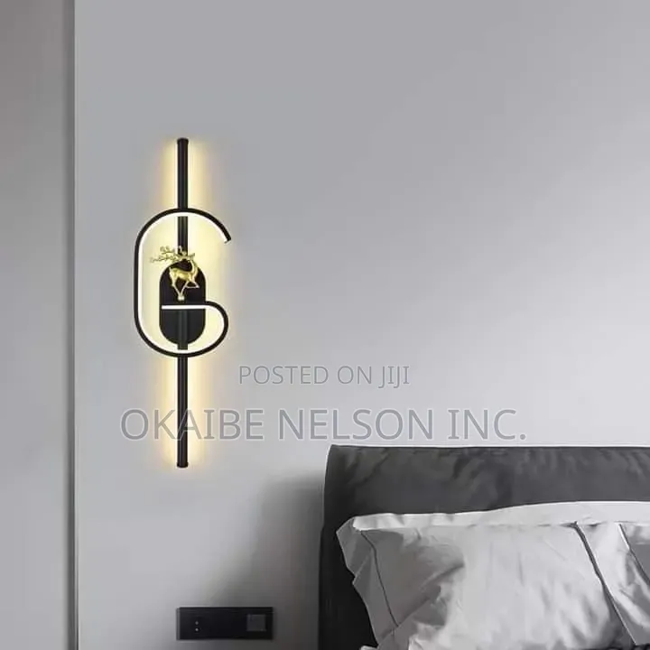 Modern Stylish Wall Light
