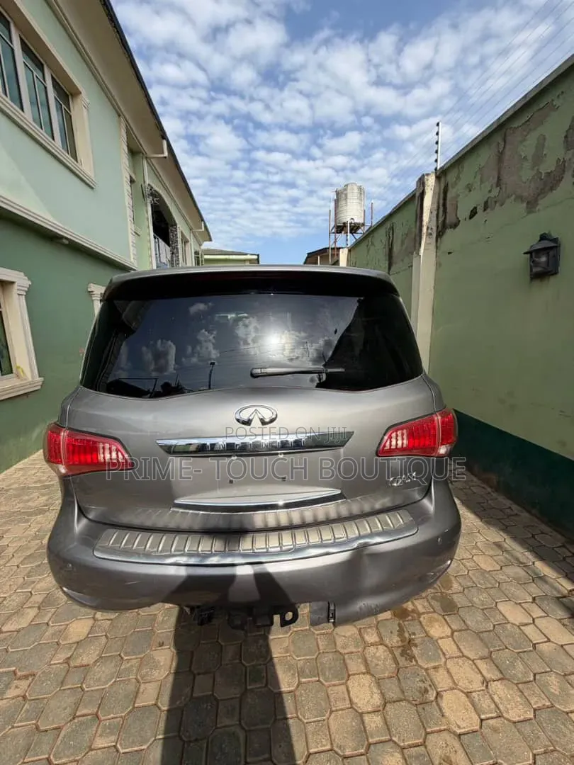 Infiniti QX56 2012 Gray