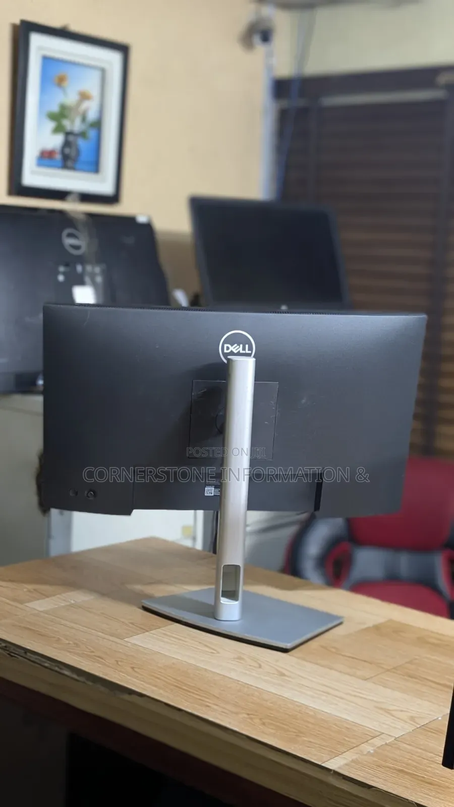 Dell P2422he Hub Monitor 2020