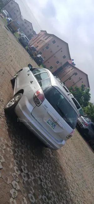 Toyota Matrix 2005 Silver