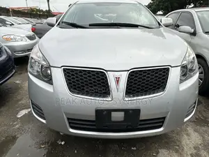 Pontiac Vibe 1.8L 2010 Silver