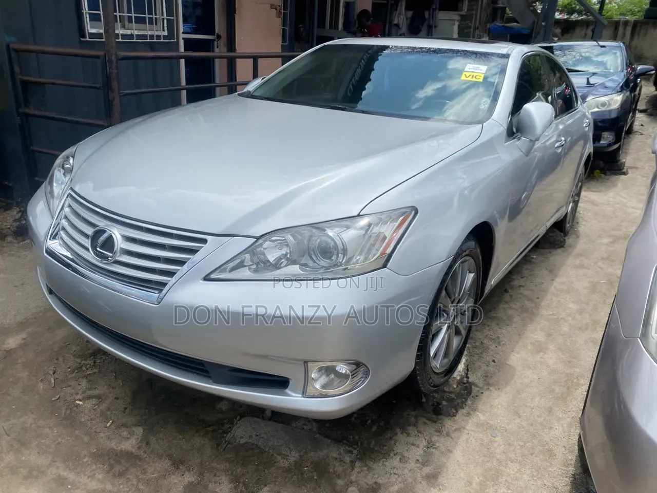 Lexus ES 2012 Silver