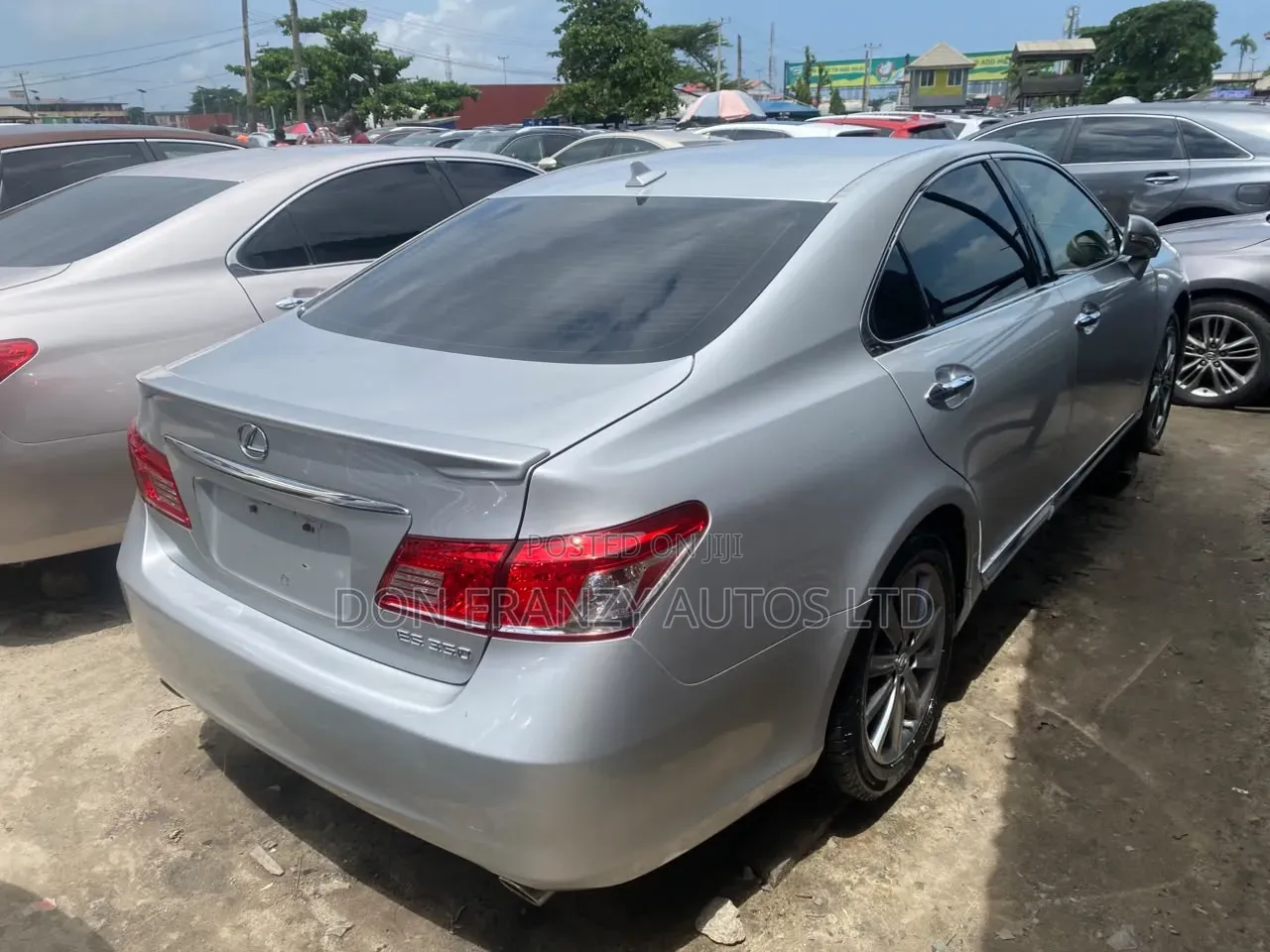 Lexus ES 2012 Silver