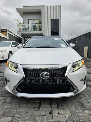 Lexus ES 2016 White