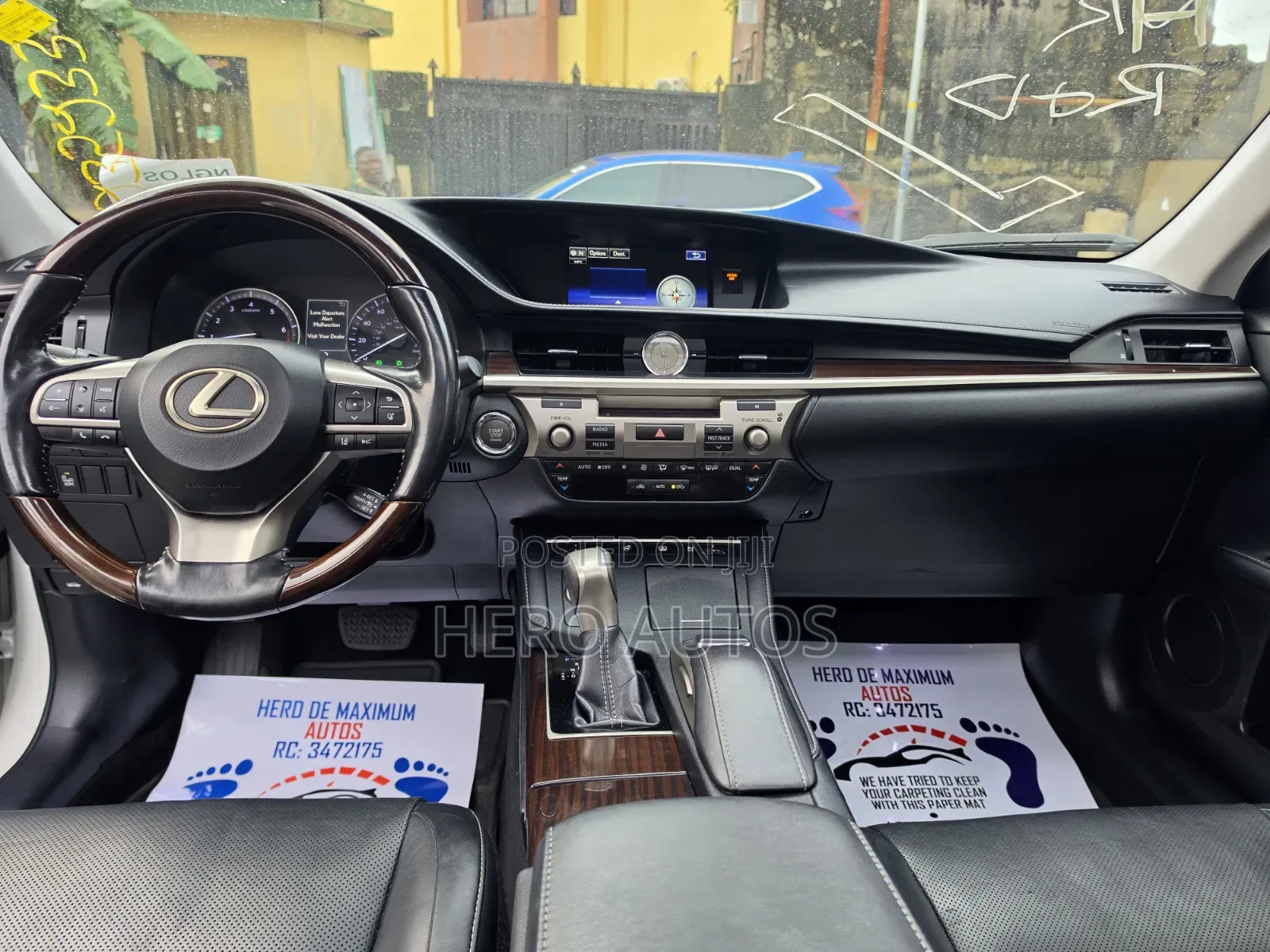 Lexus ES 2016 White