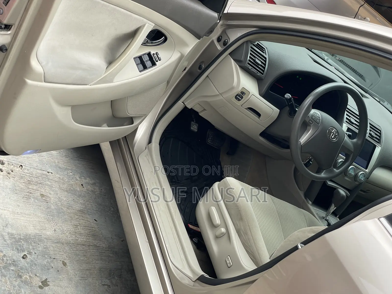 Toyota Camry 2008 Gold