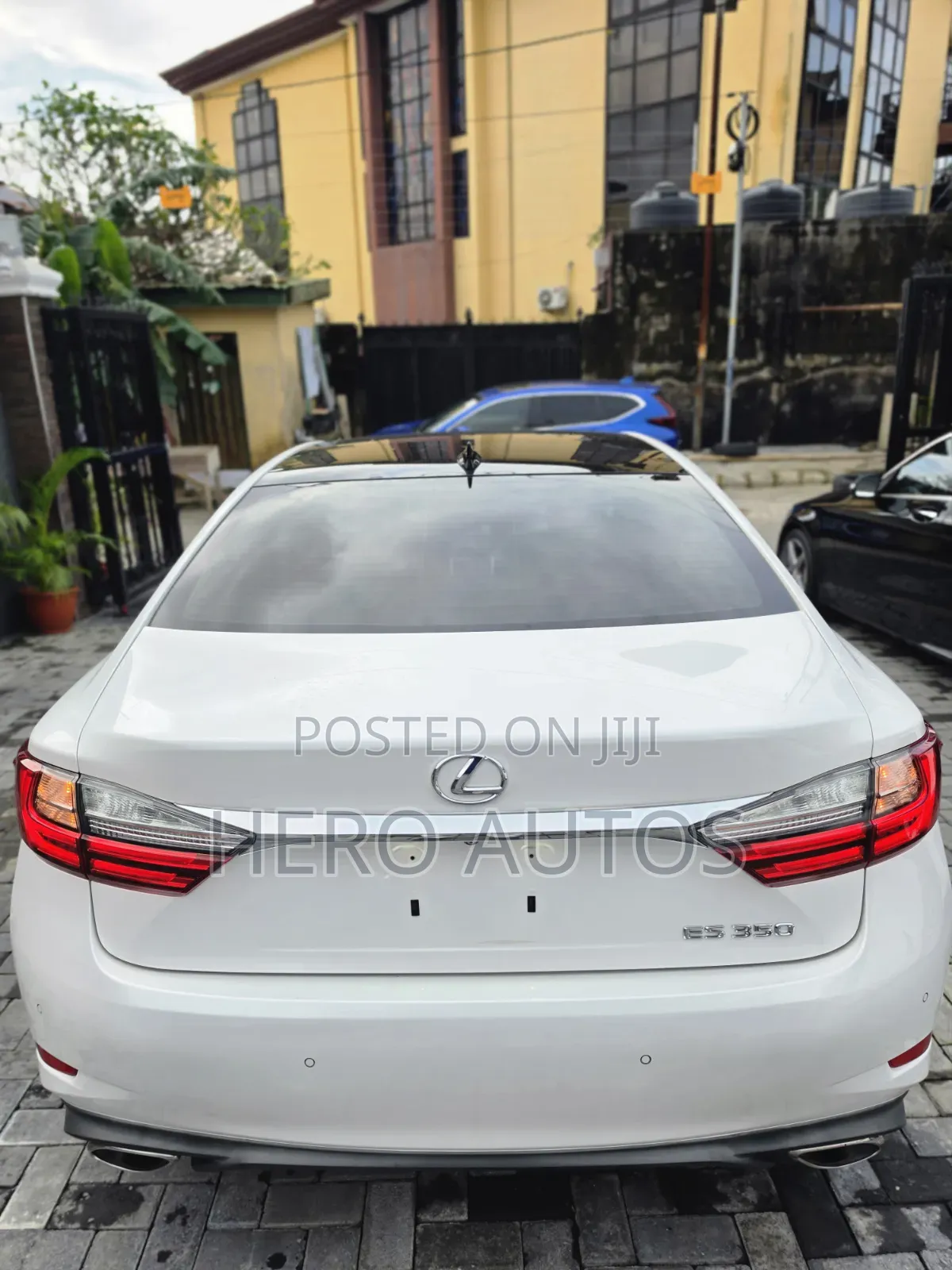 Lexus ES 2016 White